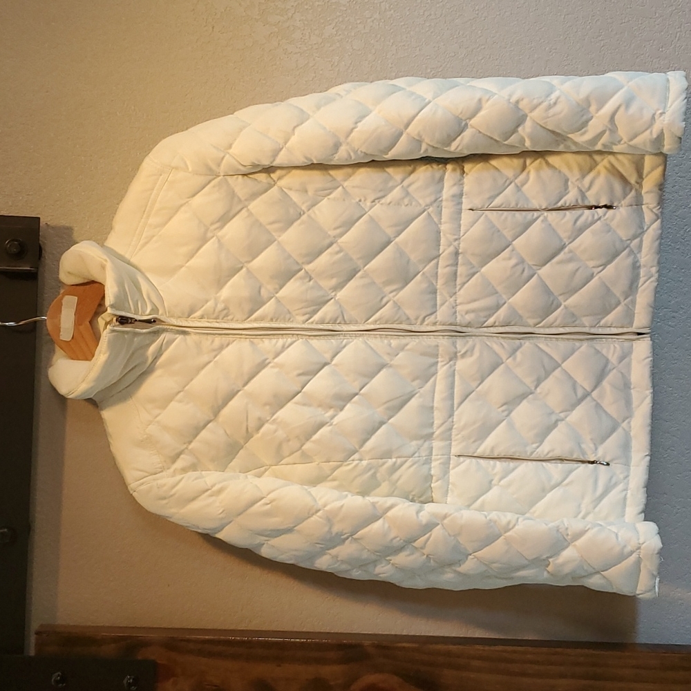 Nine West white small coat